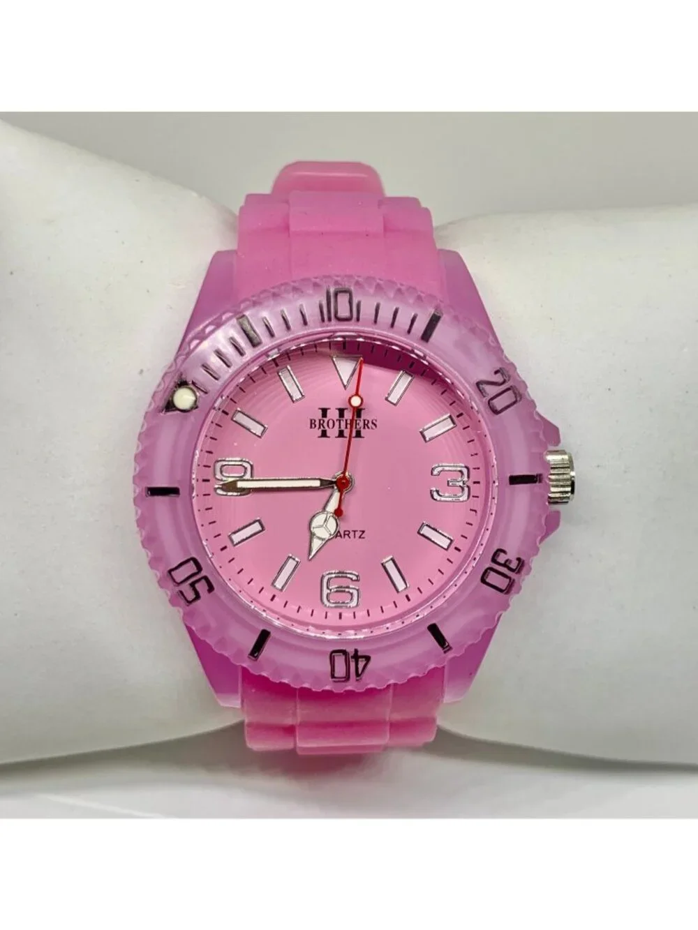 Brothers Quartz analog watch 43mm rotating bezel ,pink silicone band running